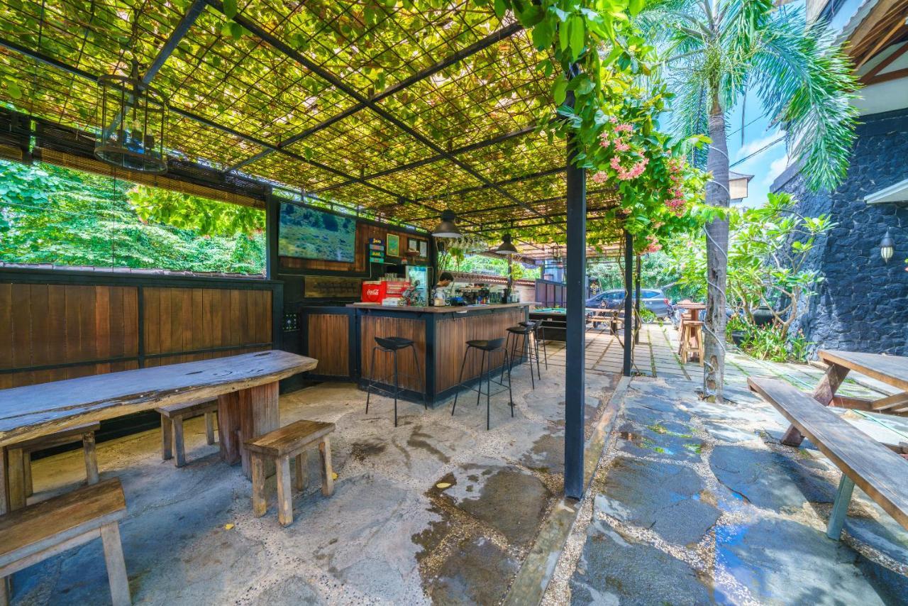 Black Pearl Hostel Canggu  Exterior photo